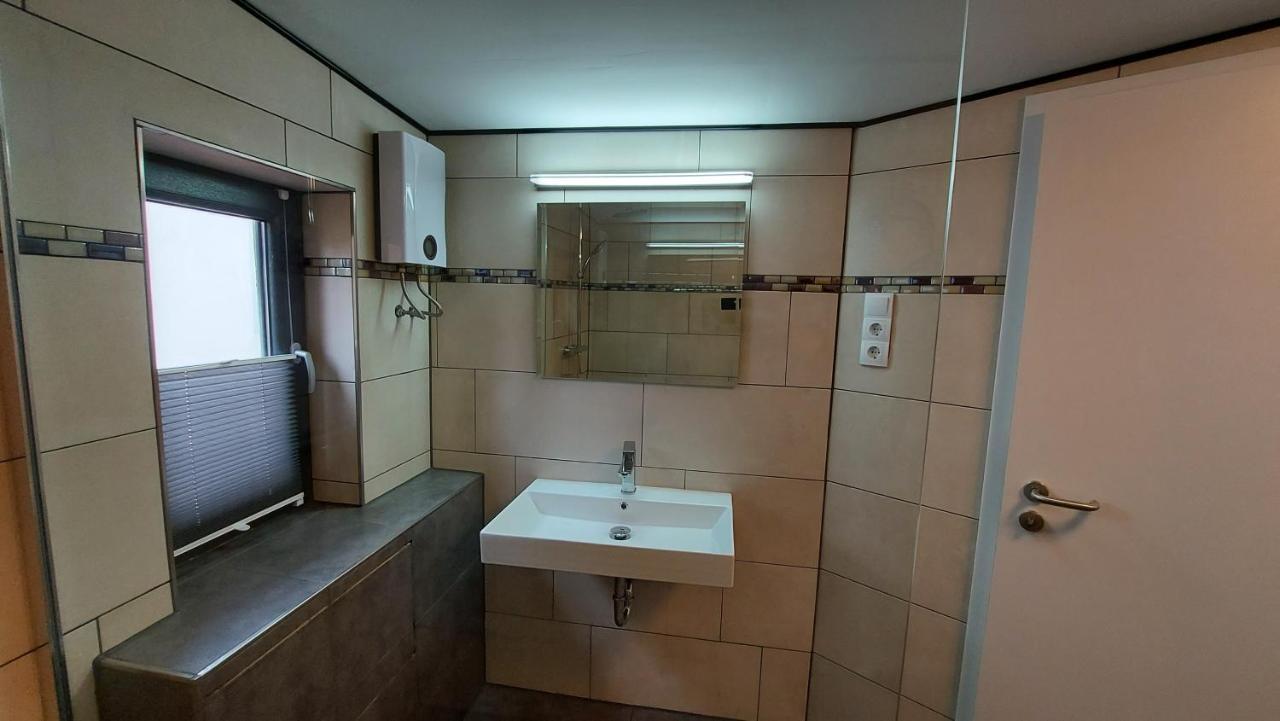 Fewo Am Ententeich Bergstrasse 15 Бюзум Экстерьер фото